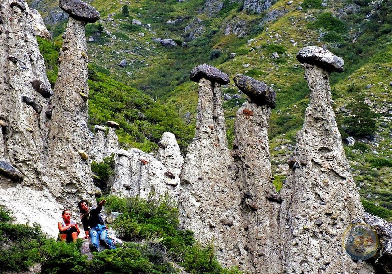 Фото каменные грибы