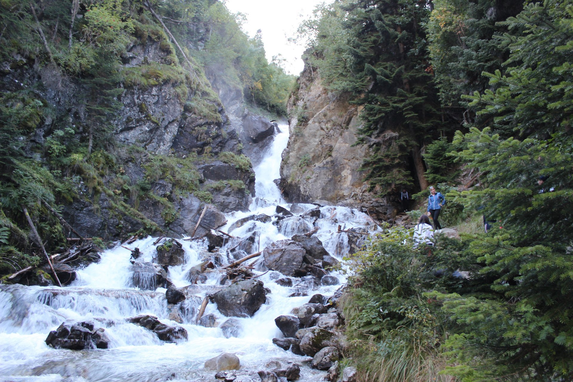 Баритовый водопад Архыз