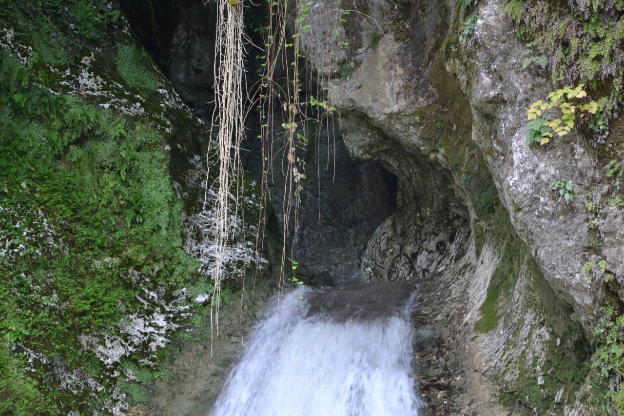 Водопад великан абхазия фото