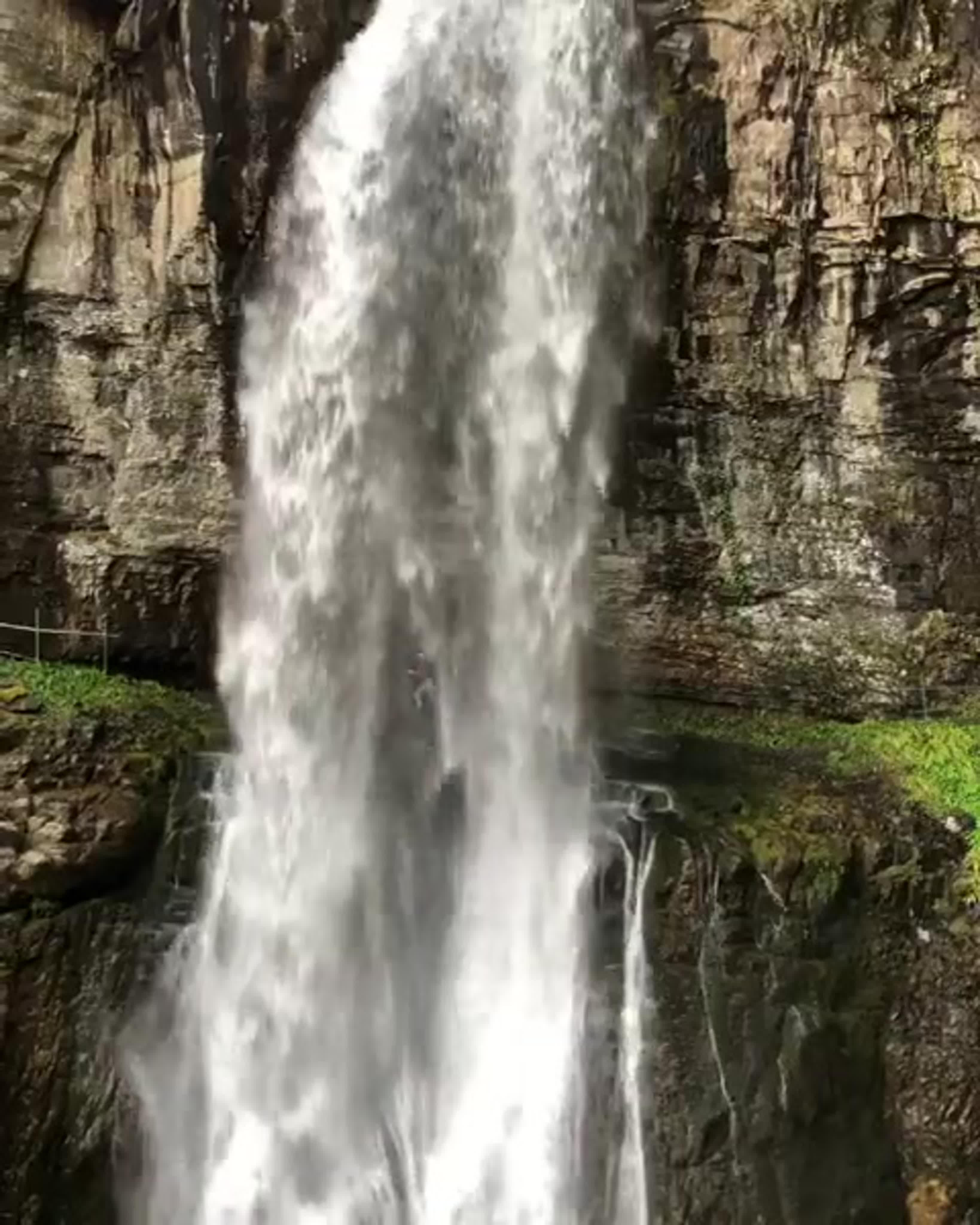 Перуанская невеста водопад