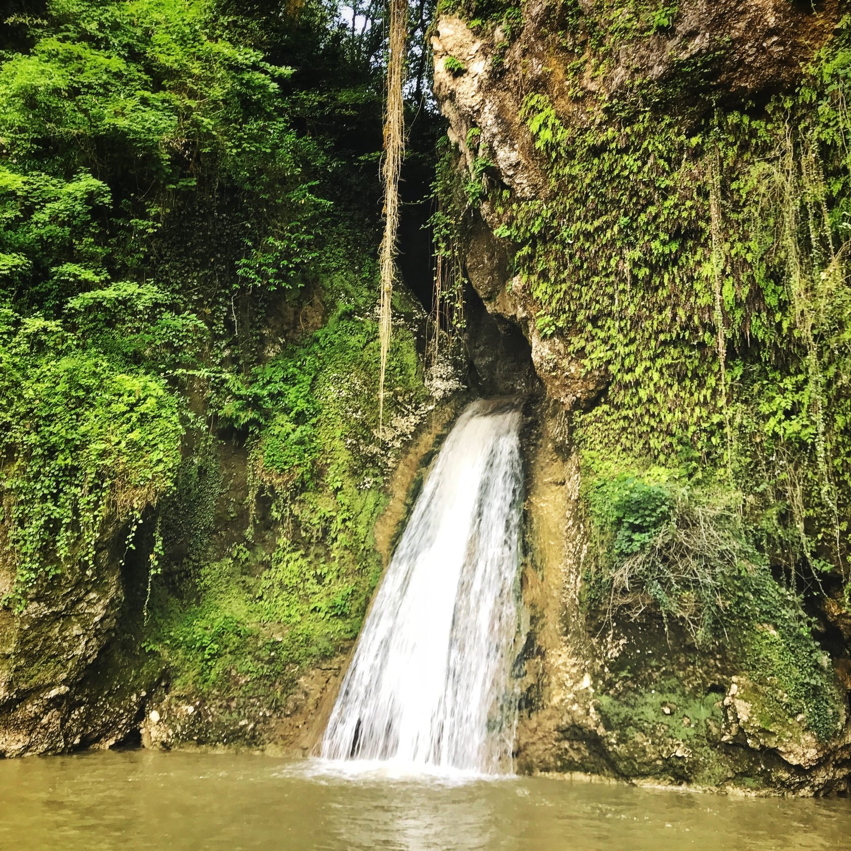 Абхазия ткуарчал водопады фото