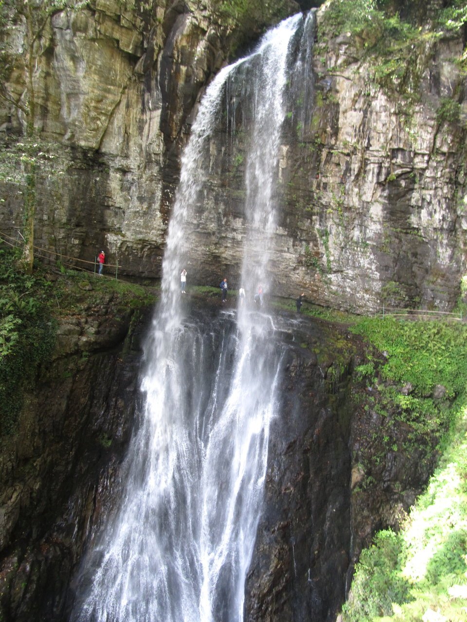 Аацынские водопады Абхазия