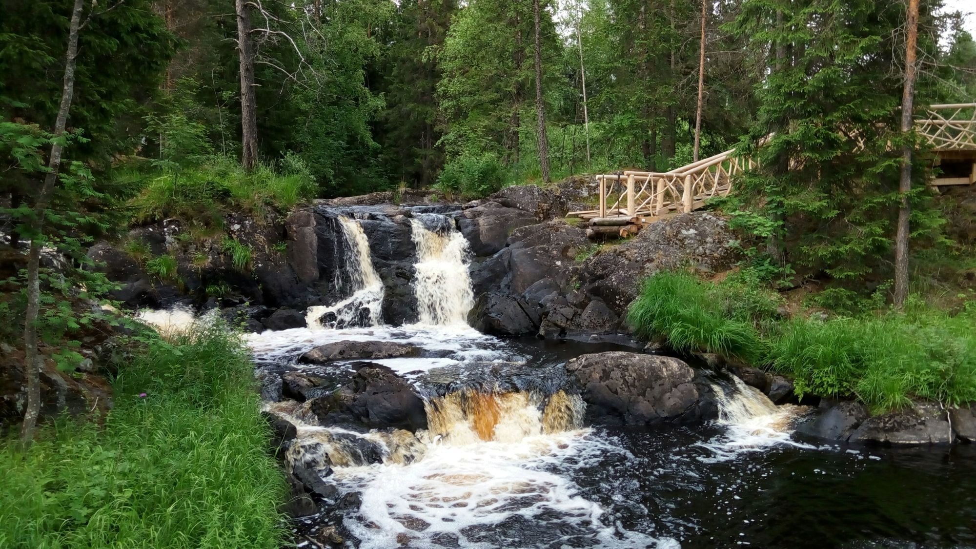 Водопад ахвискоки Карелия