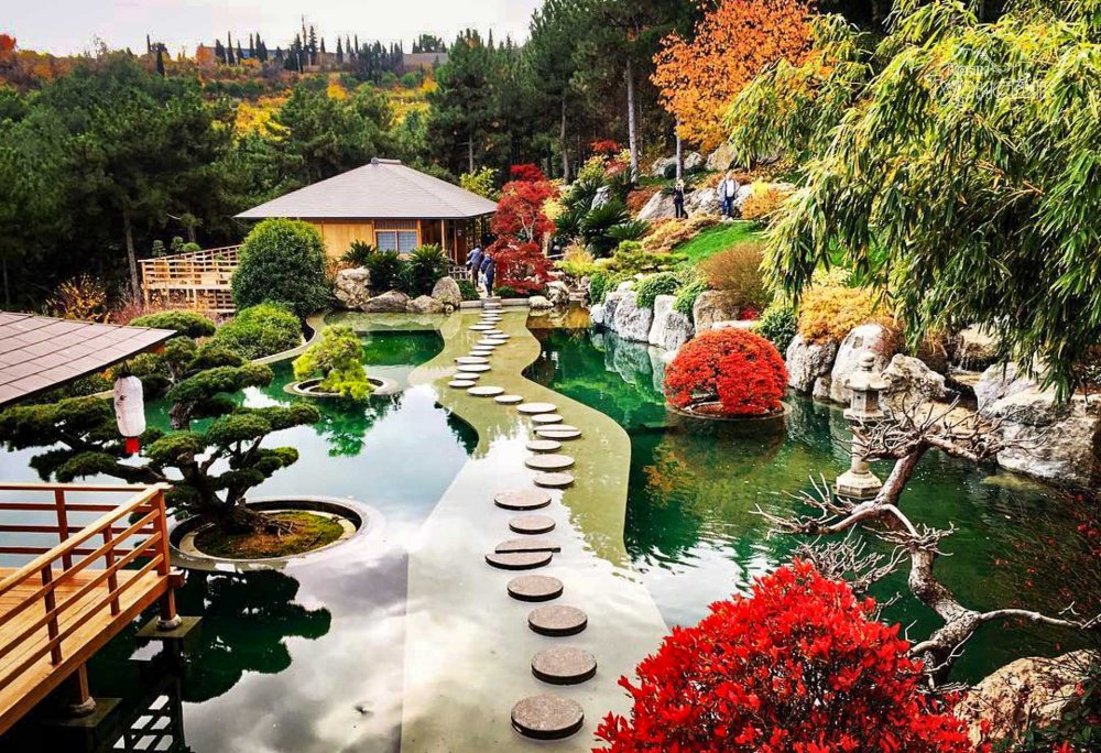 Парк Айвазовского Партенит японский сад
