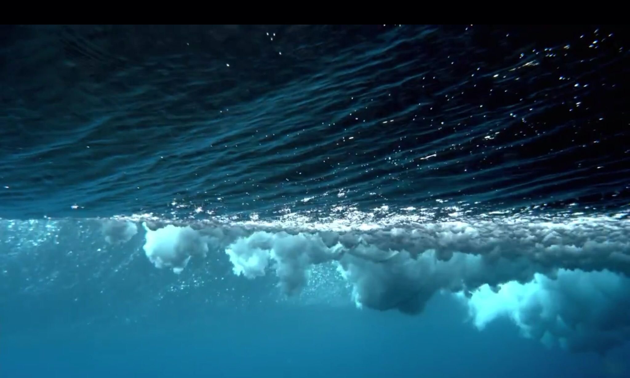 Вода в волне движется. Живое море. Океан волны. Океан под водой. Анимированная волна.