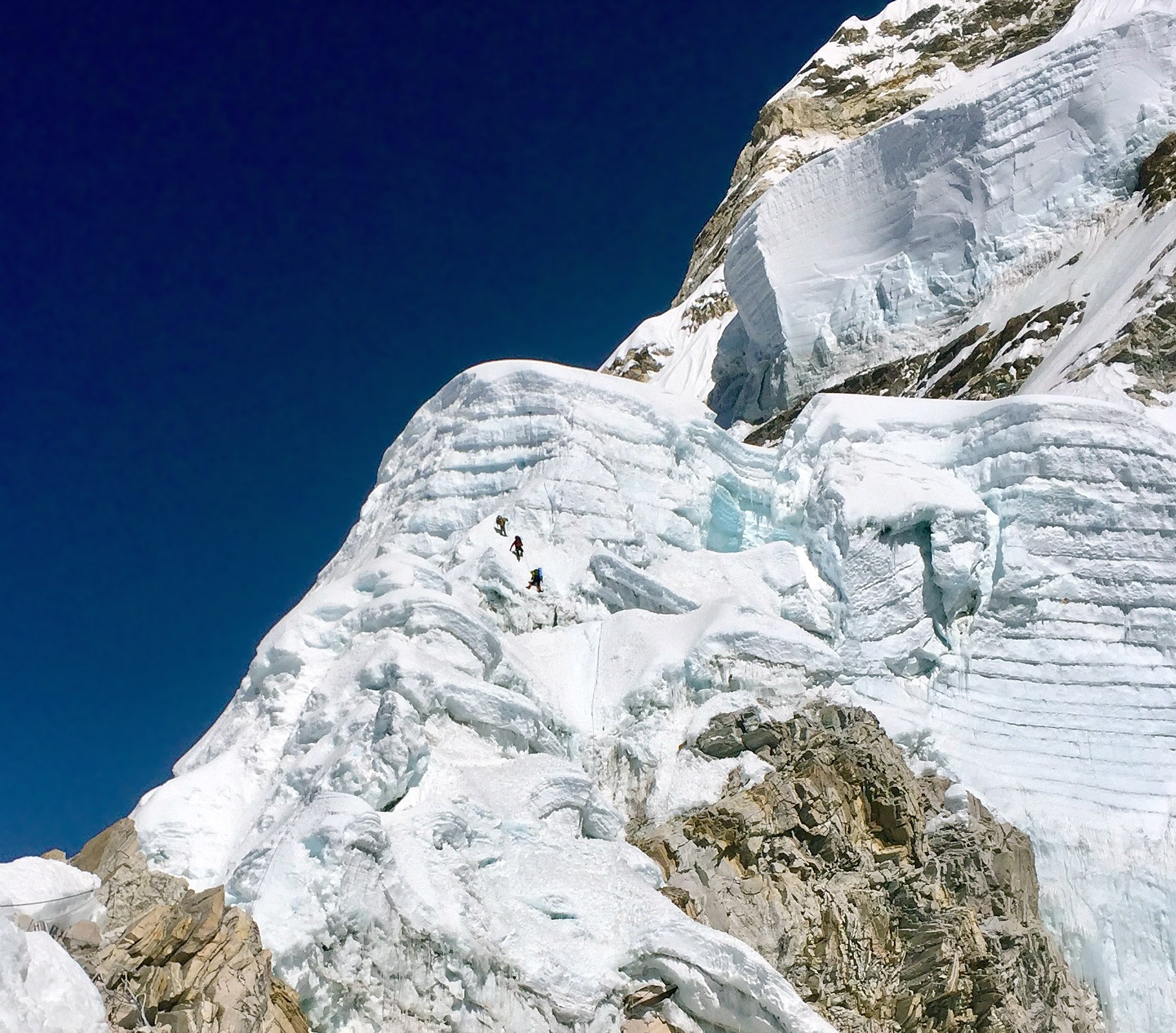 Double mountain. Ама Даблам восхождение. Ама Даблам гора. Ама Даблам маршрут. Ама-Даблам классический маршрут.