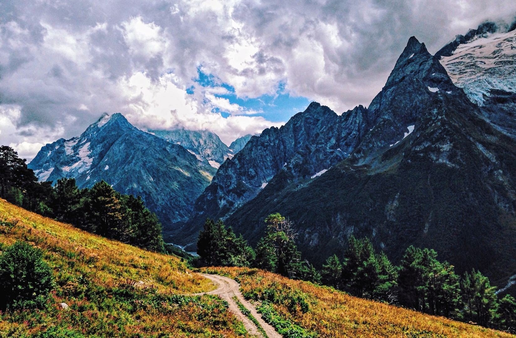 Горы домбай фото