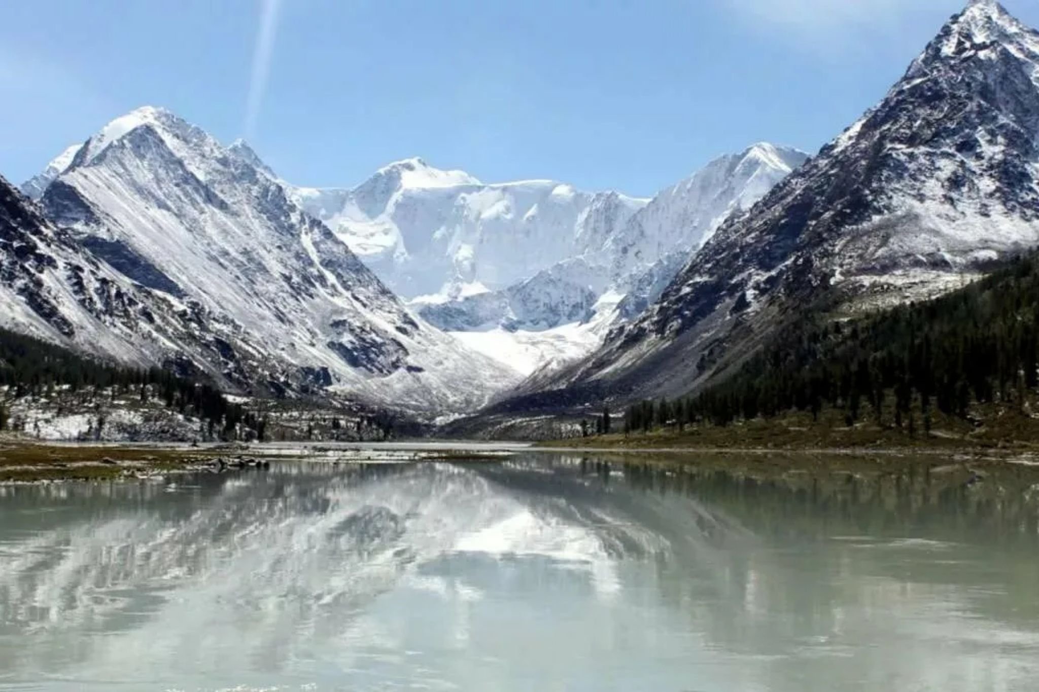 Гора Белуха горный Алтай фото