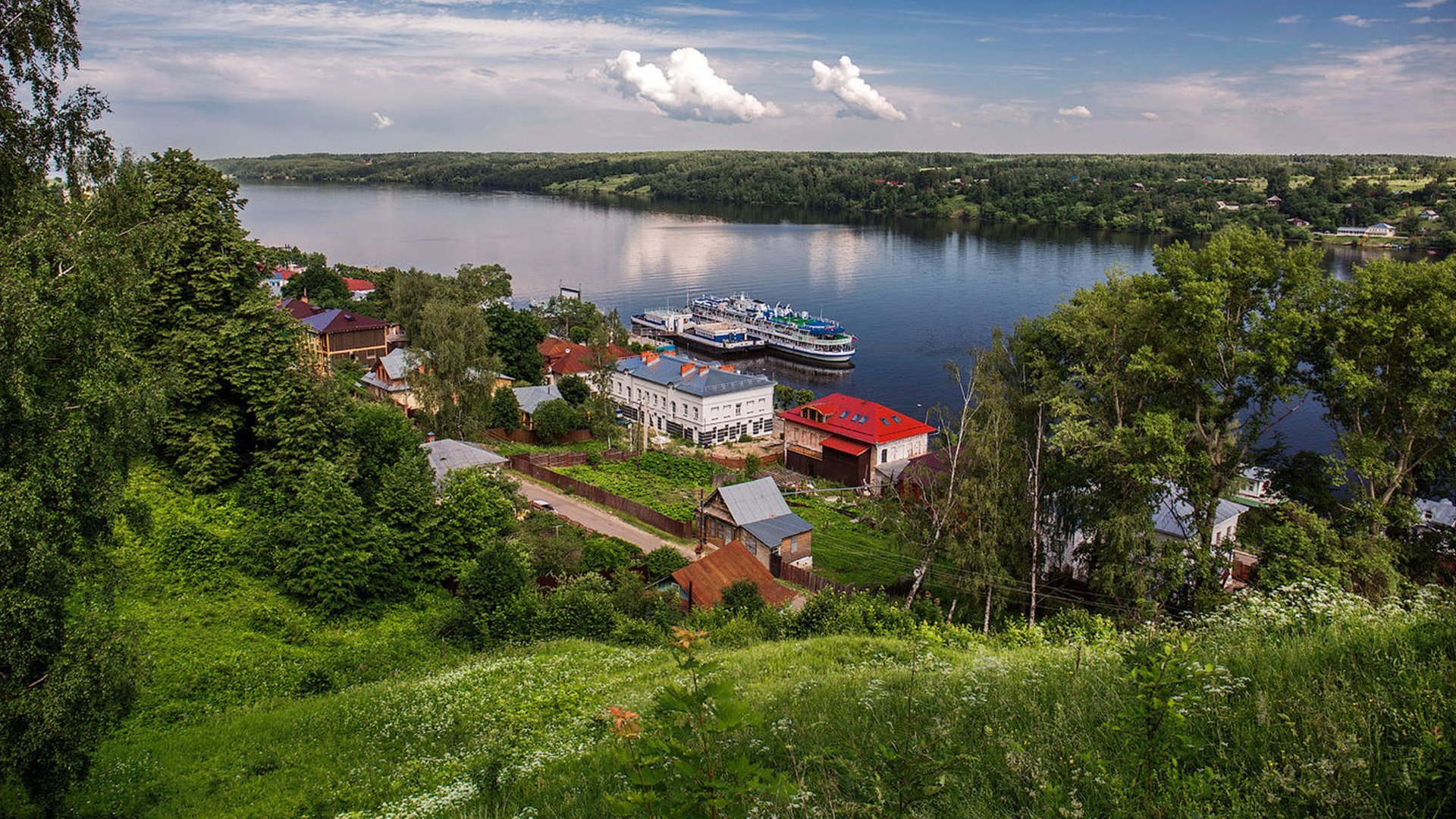 Фото плеса в хорошем качестве