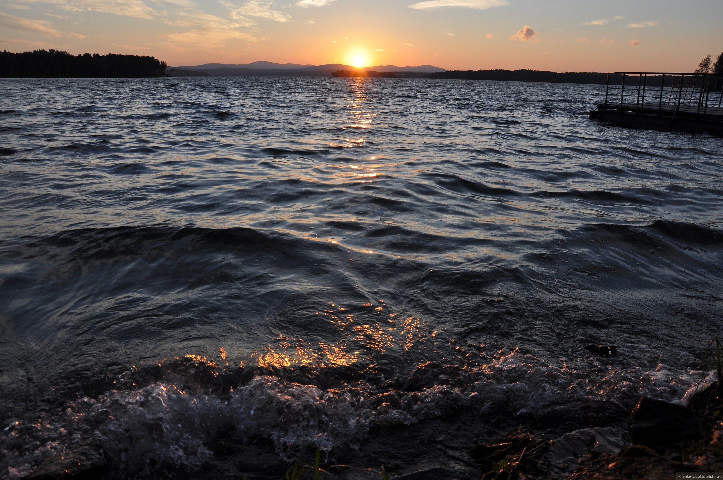 Погода на озере увильды. Озеро Увильды. Челябинск озеро Увильды. Карабаш озеро Увильды. Озеро Увильды закат.