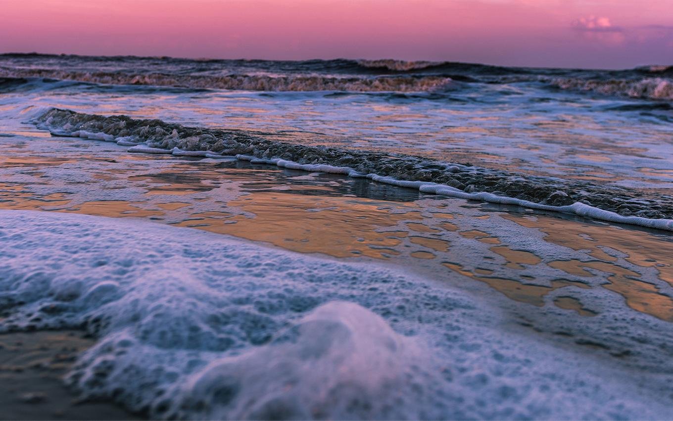 Отлив воды в океане. Море прилив. Прилив океана. Отлив моря. Океанские приливы.