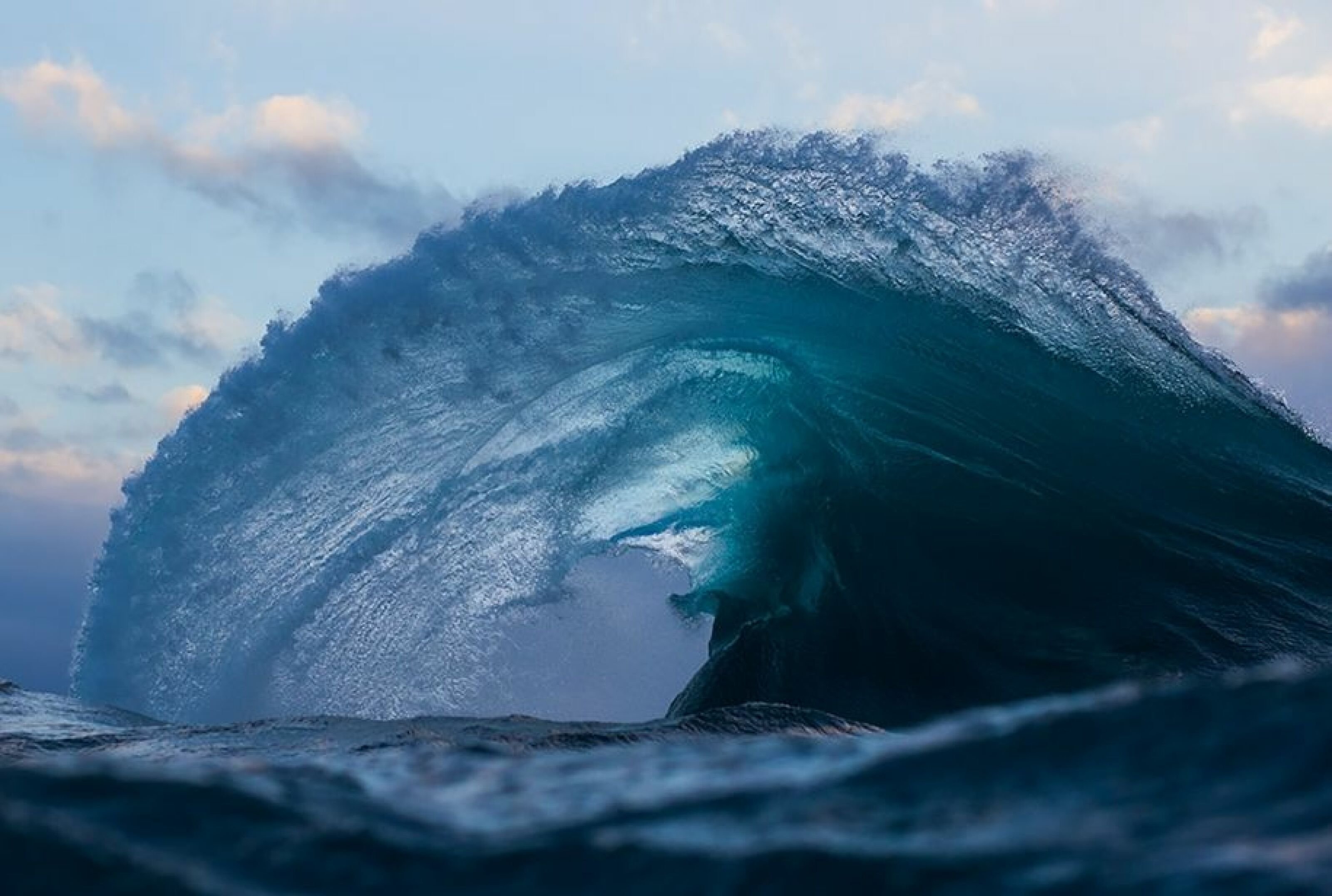 После тихого океана. Тихий океан волны ЦУНАМИ. Океан волны. Огромные волны. Огромные волны на море.