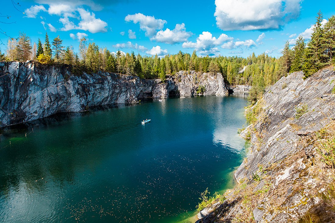 Карелия мраморный каньон Рускеала люди