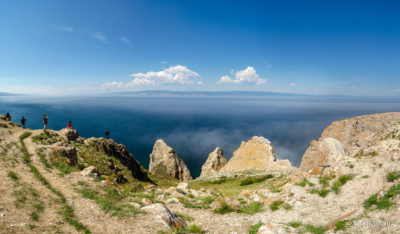 Скала три брата Ольхон