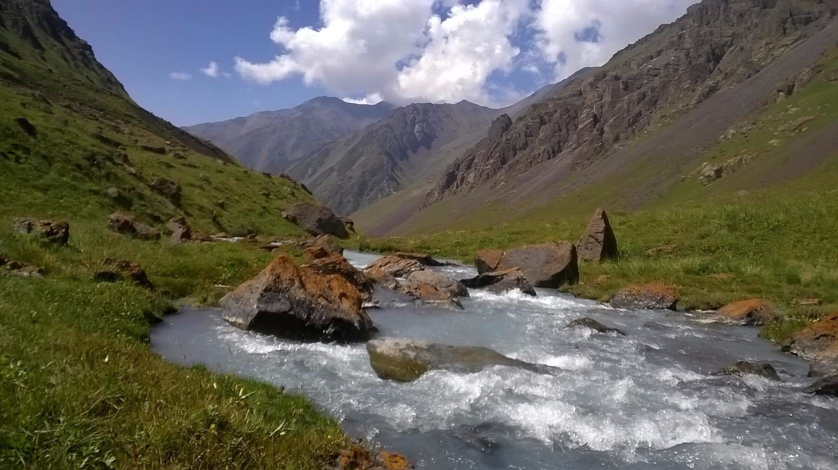 ущелье аламедин киргизия