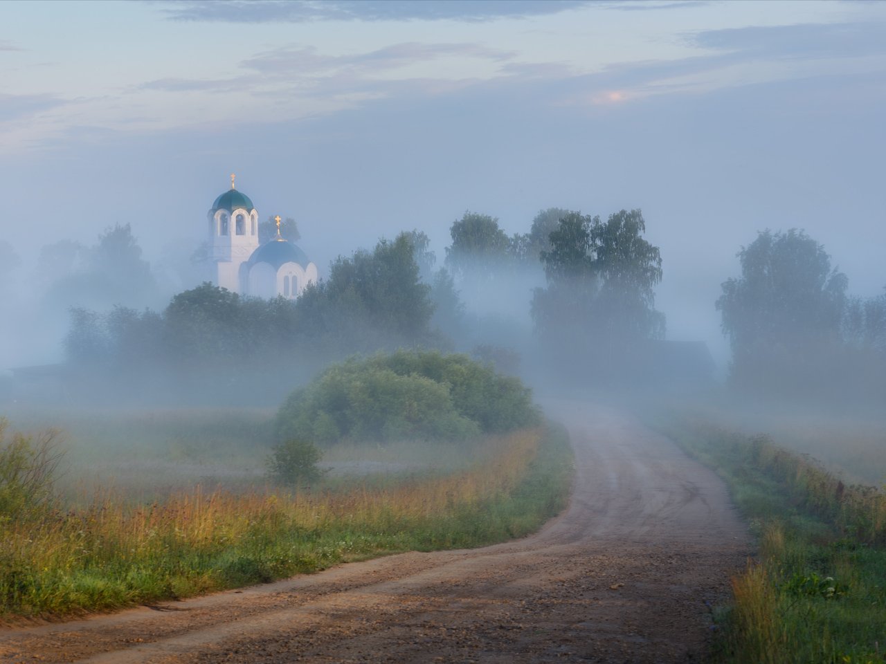 Зимний рассвет с храмами без тумана