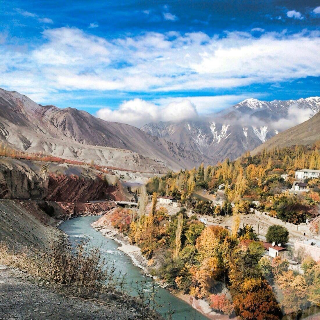 Tajikistan. Сарвода Таджикистан. Душанбе река. Зарафшан Таджикистан. Таджикистан Душанбе природа.