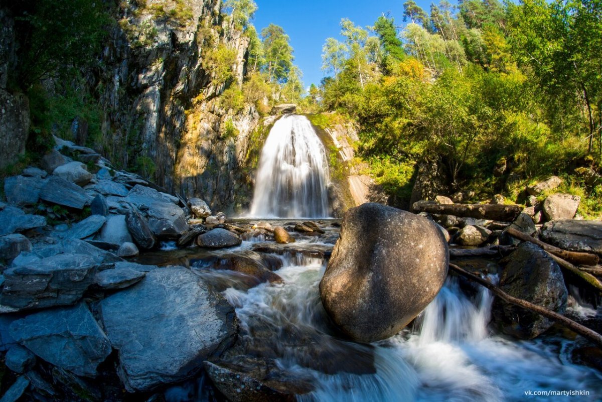 Муехтинский водопад Алтай