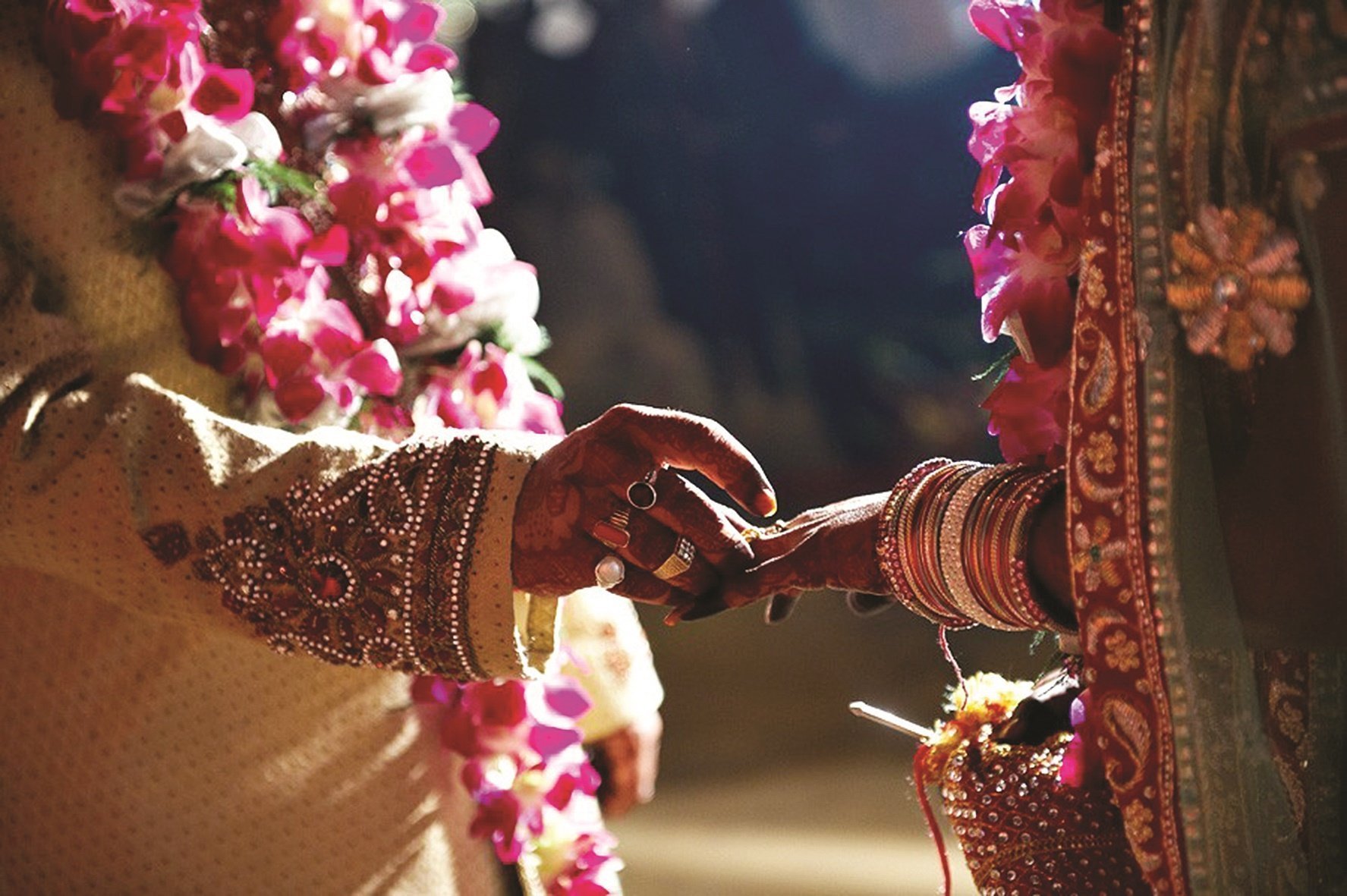 Цветы на индийском языке. Виваха Ягья. Индийская свадьба. Свадебная церемония в Индии. Свадебные традиции в Индии.