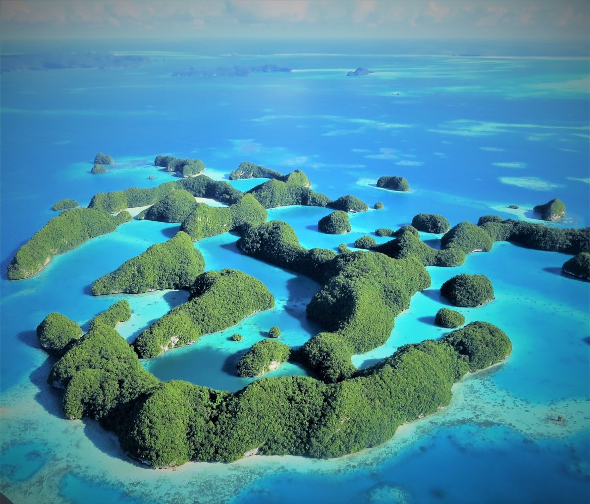 Группа островов расположенных в тихом океане. Острова Микронезии. Федеративные штаты Микронезии. Остров Палау Микронезия. Федеративные штаты Микронезии острова.