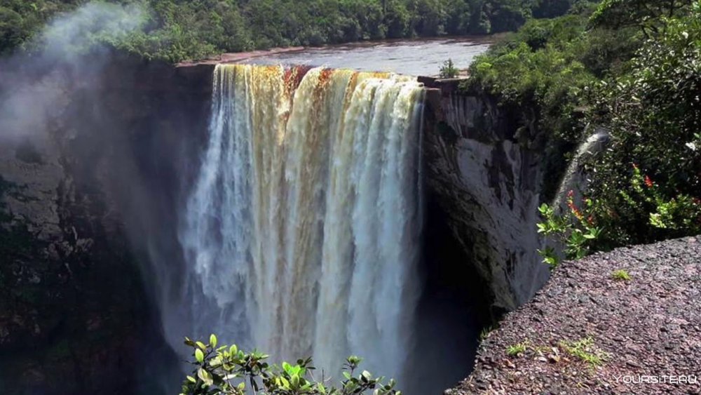 Водопад бойома Конго