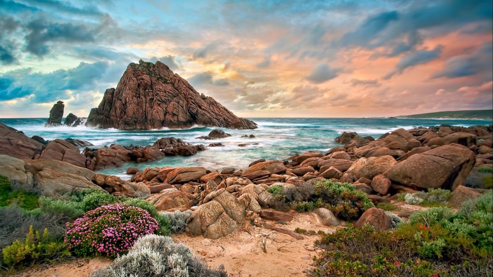 Прибрежные скалы в Австралии