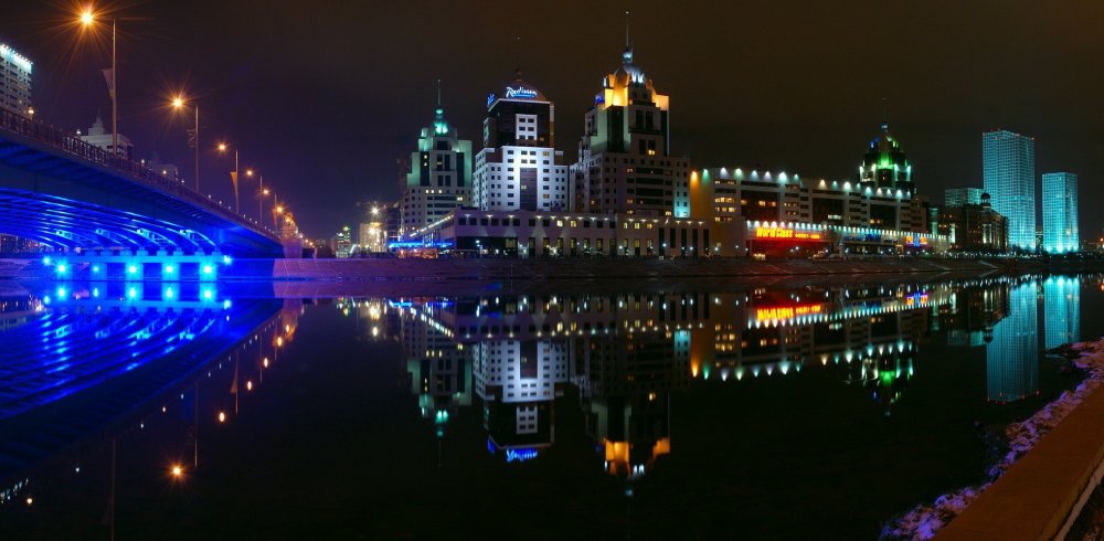 Астана мост ночью
