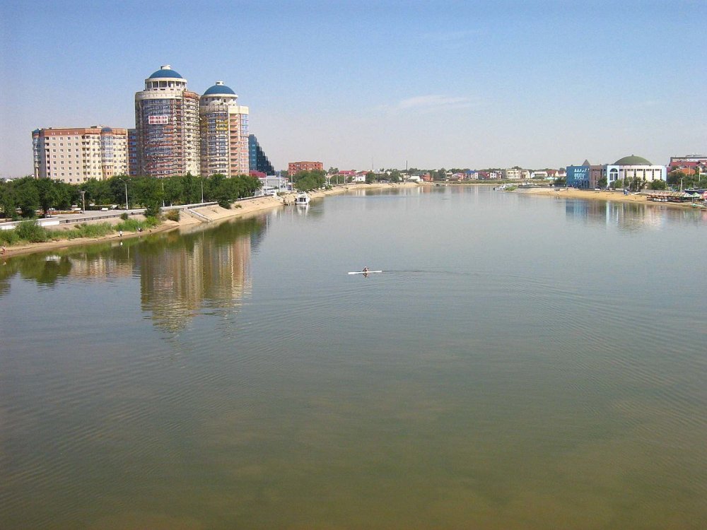 Город на реке Урал Атырау