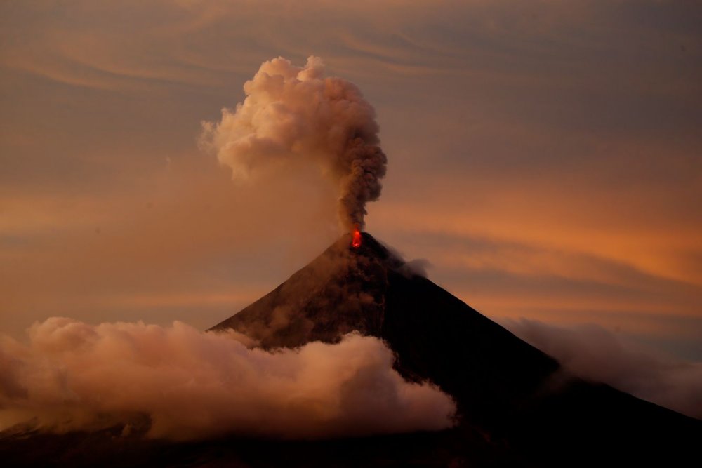 Toba вулкан извержение