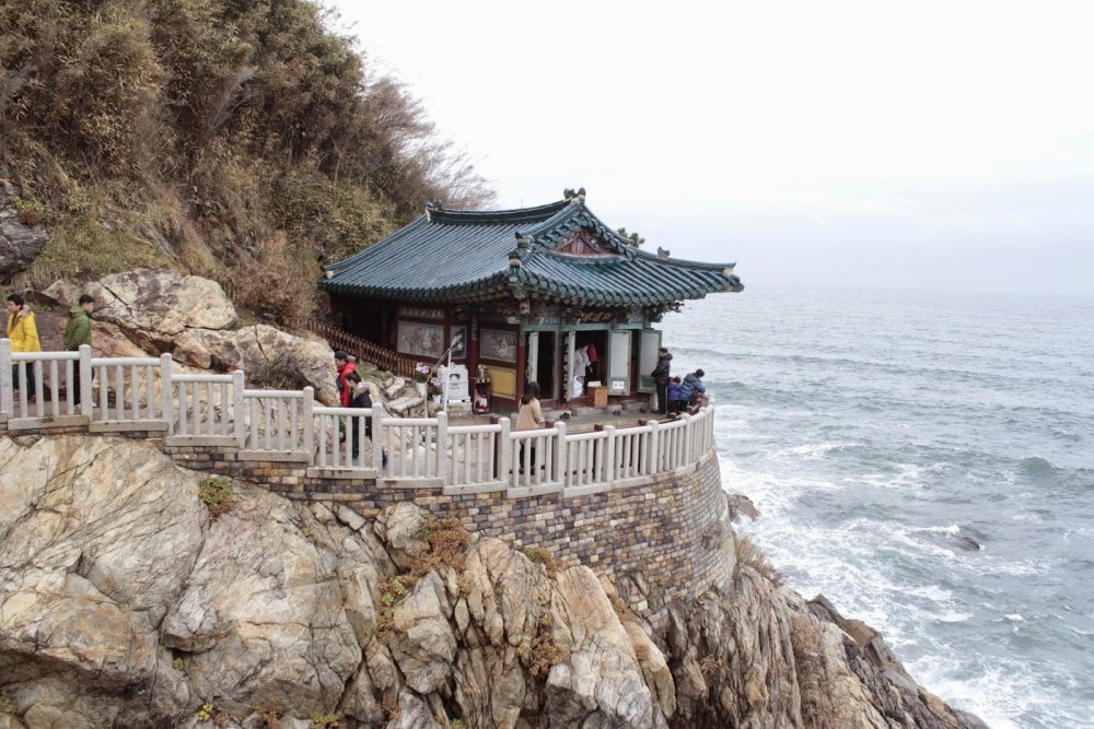 Храм Наксанса Южная Корея