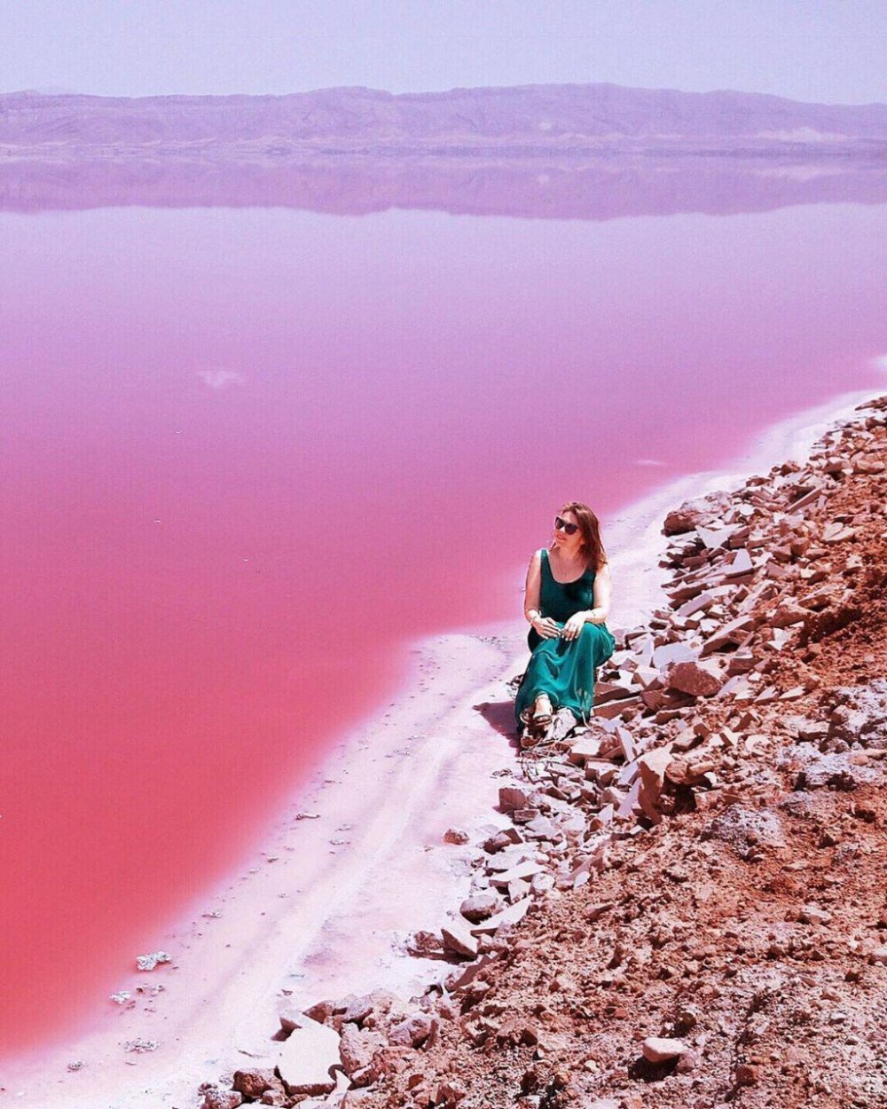 Озеро Махарлу в Иране