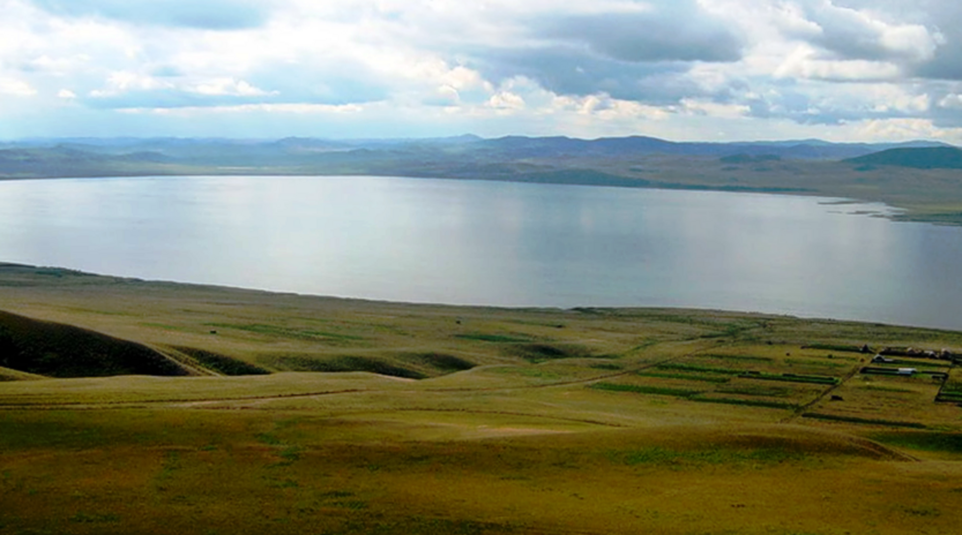 Отдых на озере шира. Озеро Шира Хакасия. Озеро Шира Красноярский край. Абакан озеро Шира. Жемчужный Хакасия озеро Шира.