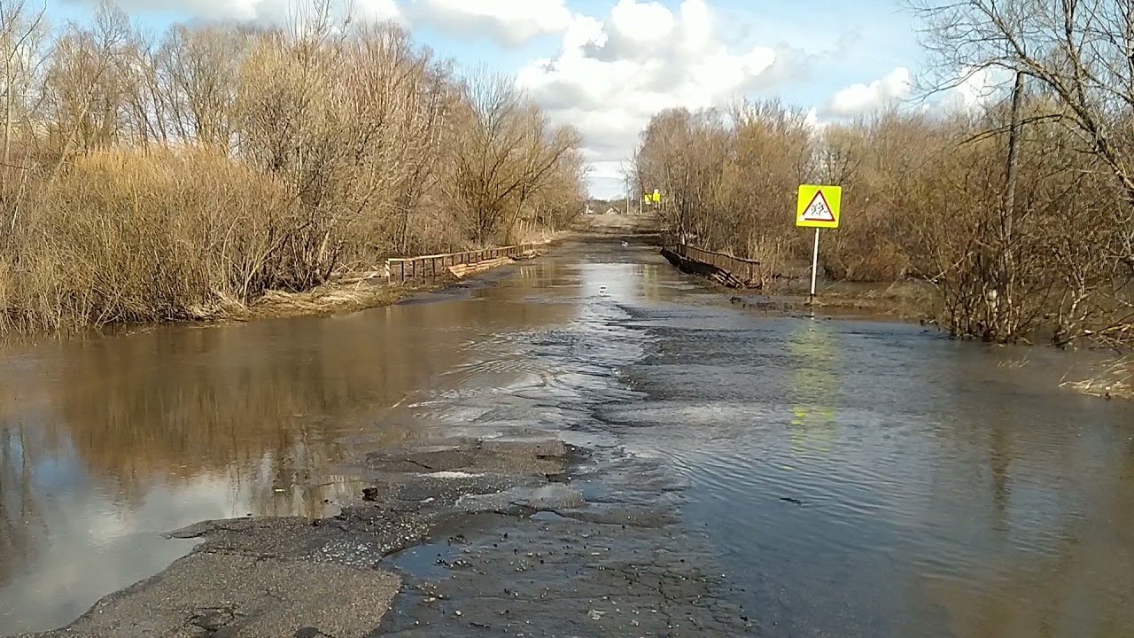 Уровень воды река цна. Разлив реки в Рязани. Ока река Рязань разлив. Разлив Оки в Рязани 2022. Река Трубеж Рязань.