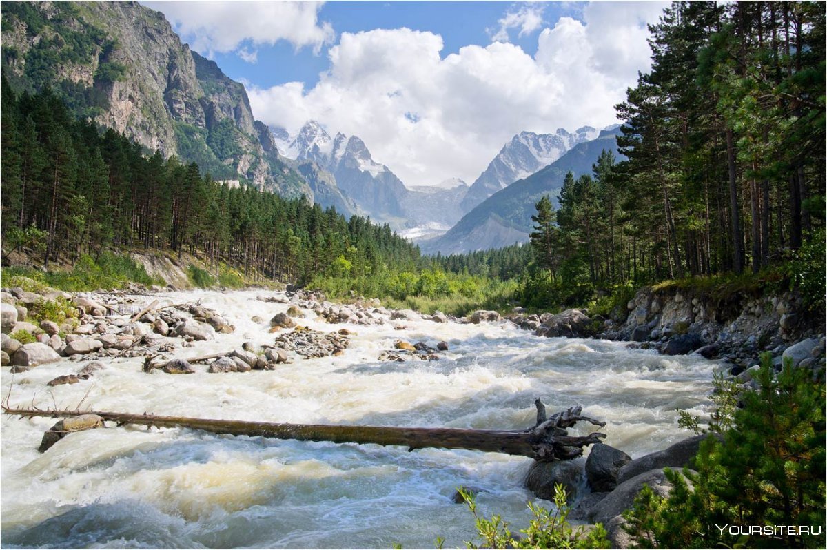 Бурные горные реки Северного Кавказа