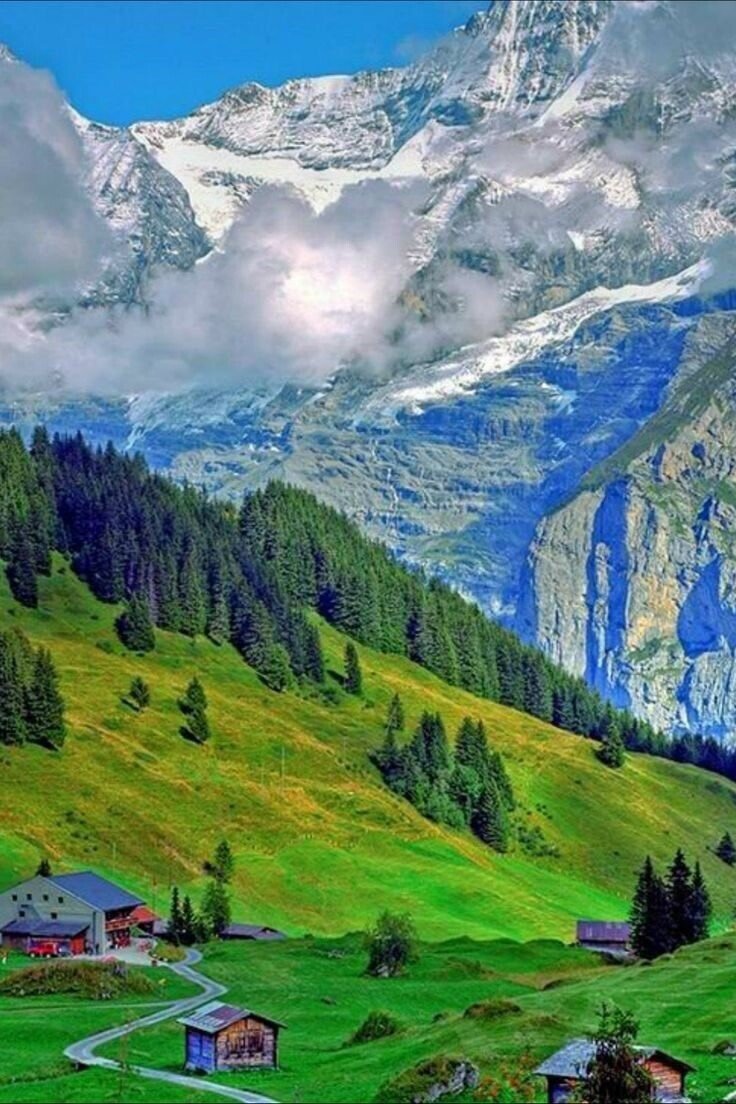 Альпийские горы в Швейцарии