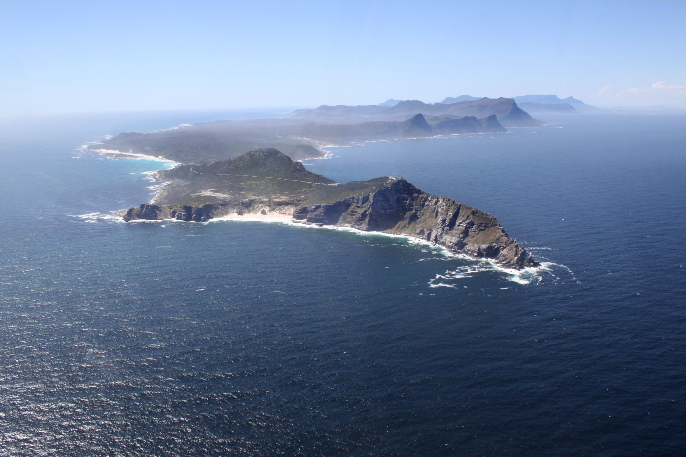 Какой полуостров самый южный. Мыс игольный ЮАР. Агульяс мыс игольный. Кейптаун мыс игольный. Мыс Агульяс, ЮАР.