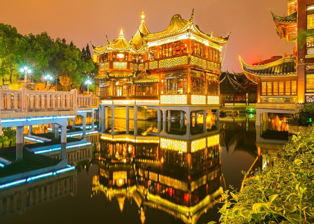 Шанхай сад радости Юйюань ночью