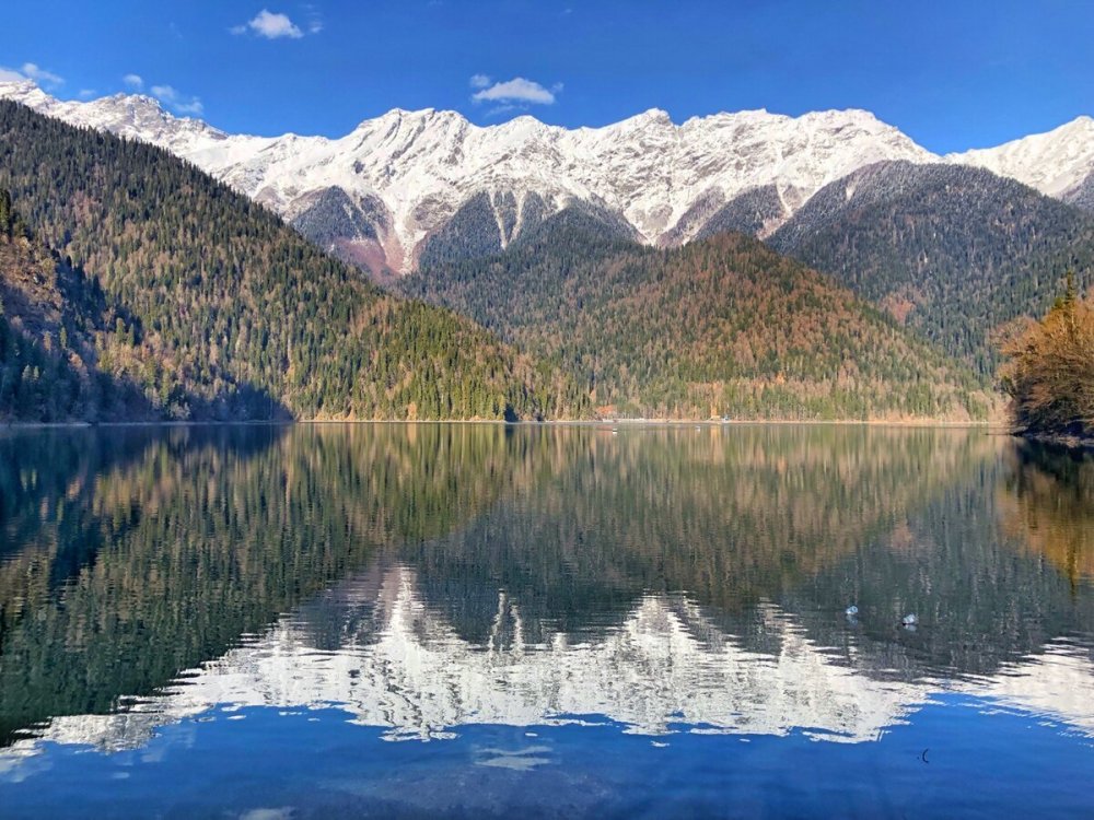 Гагра в январе озеро Рица