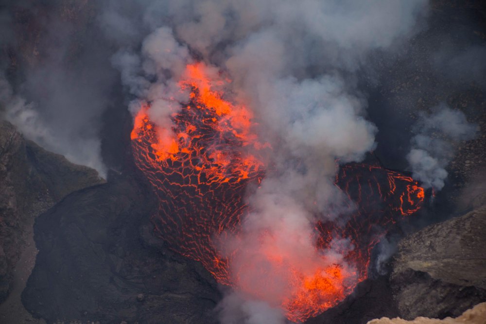 Вулканы лава вулканический пепел