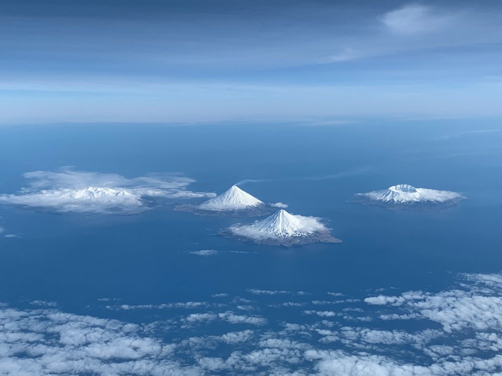 Вулканический остров Алеутские