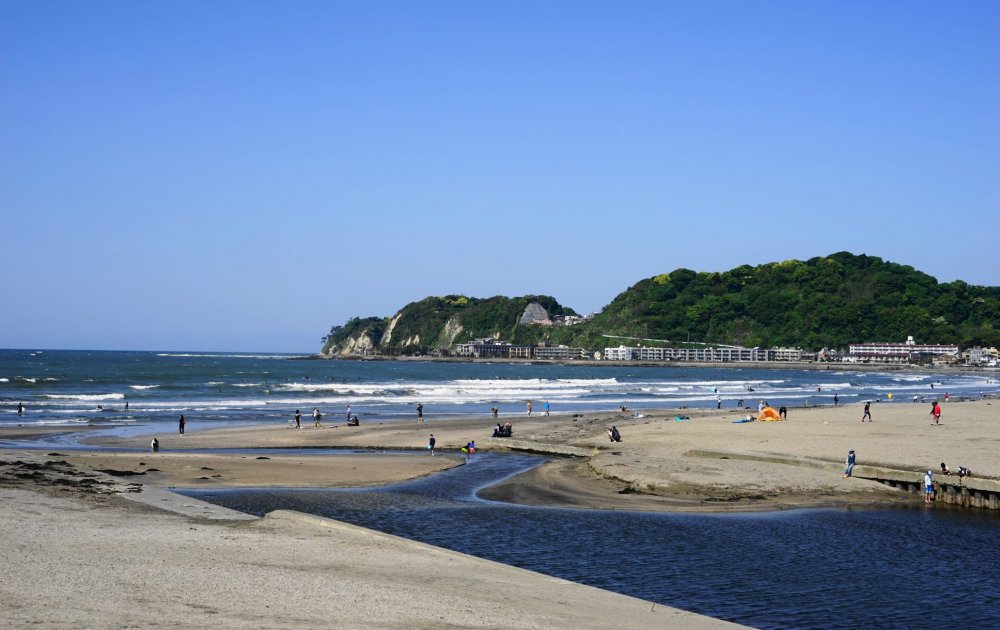 Камакура пляж табличка