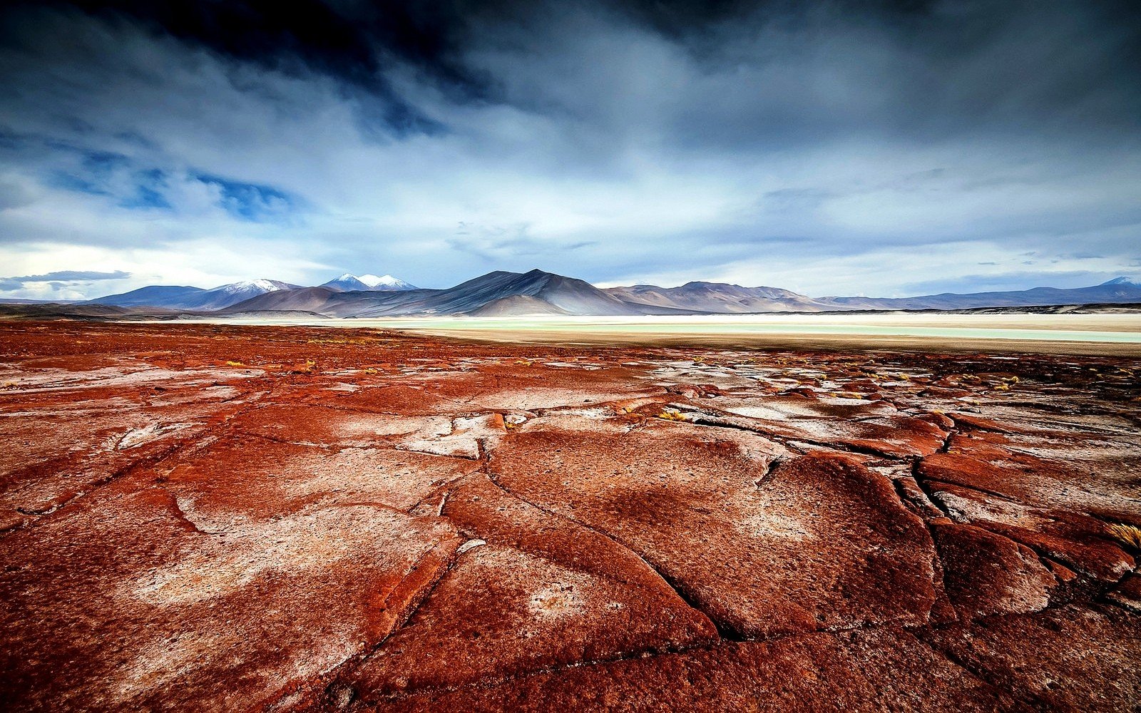 Desert place. Чили пустыня Атакама. Южная Америка пустыня Атакама. Атакама Чили самая сухая ПУ. Чили природа пустыня Атакама.