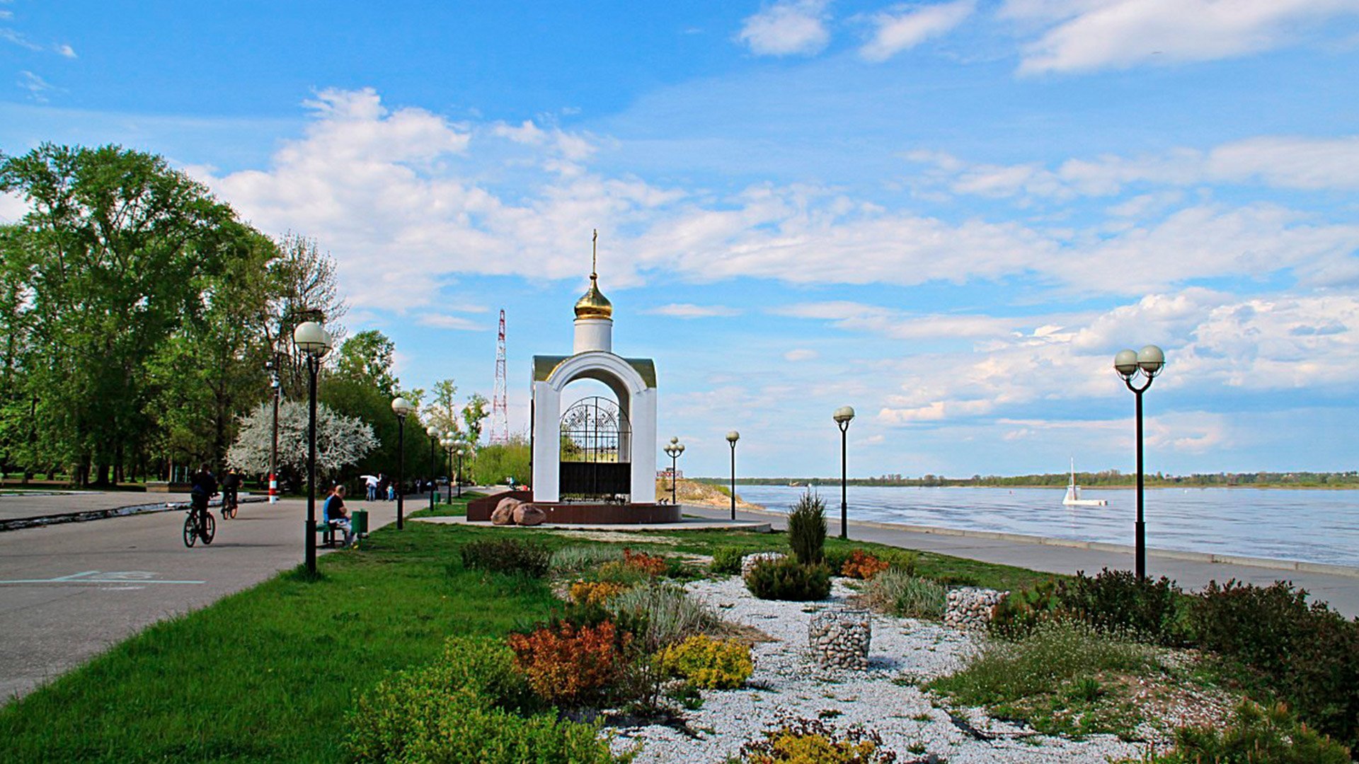 Нижний новгород балахна. Балахна набережная. Набережная Волги в Балахне. Балахна Нижегородская область набережная. Балахна часовня на набережной.