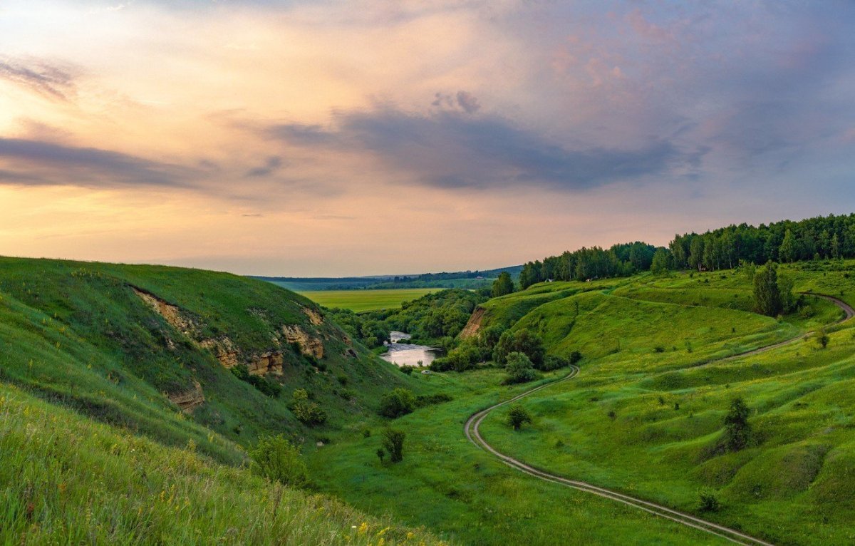 Холмистая местность