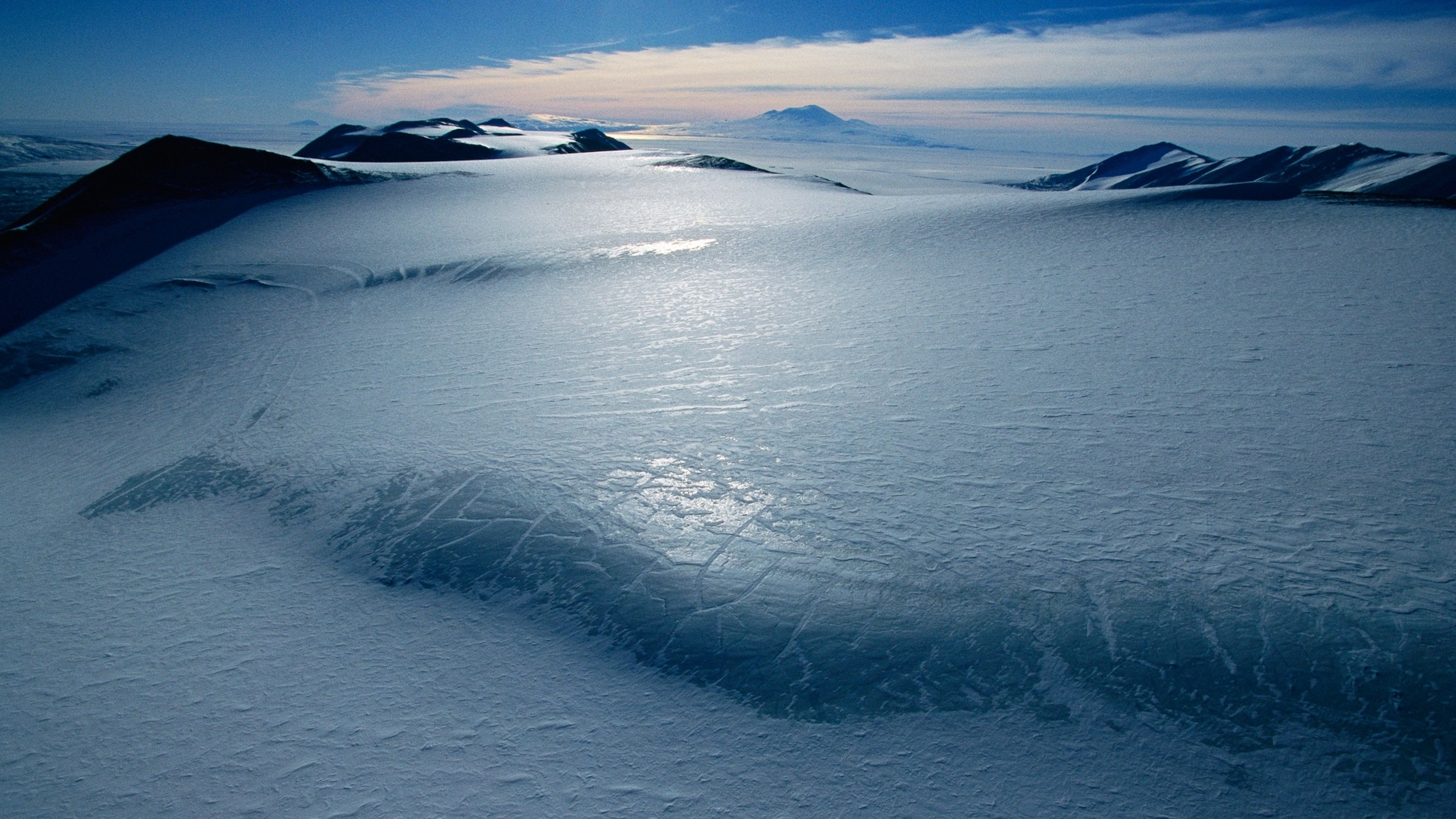 Ледяная тундра. Арктические и антарктические пустыни. Зона арктических пустынь в Антарктиде. Антарктическая Полярная пустыня. Арктическая и антарктическая пустыня климат.