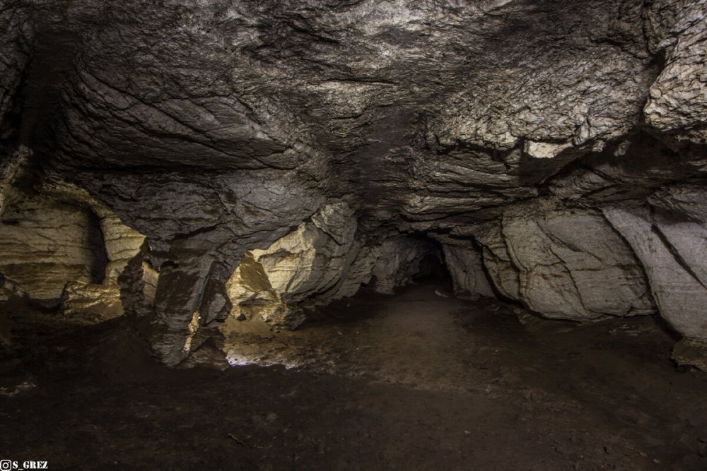 Калмакларовская пещера