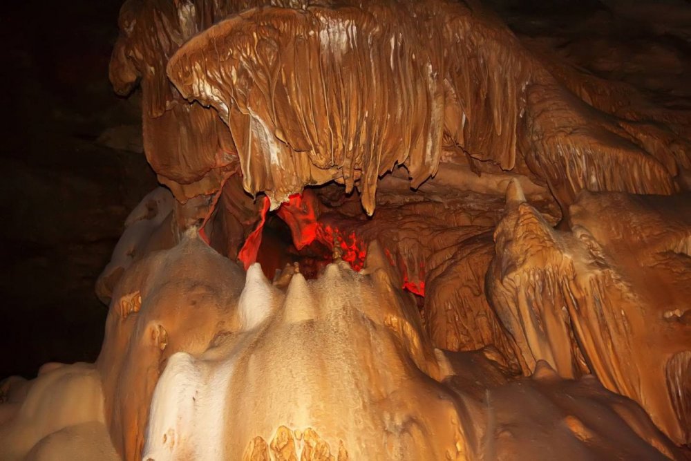 Новоафонская карстовая пещера Абхазия
