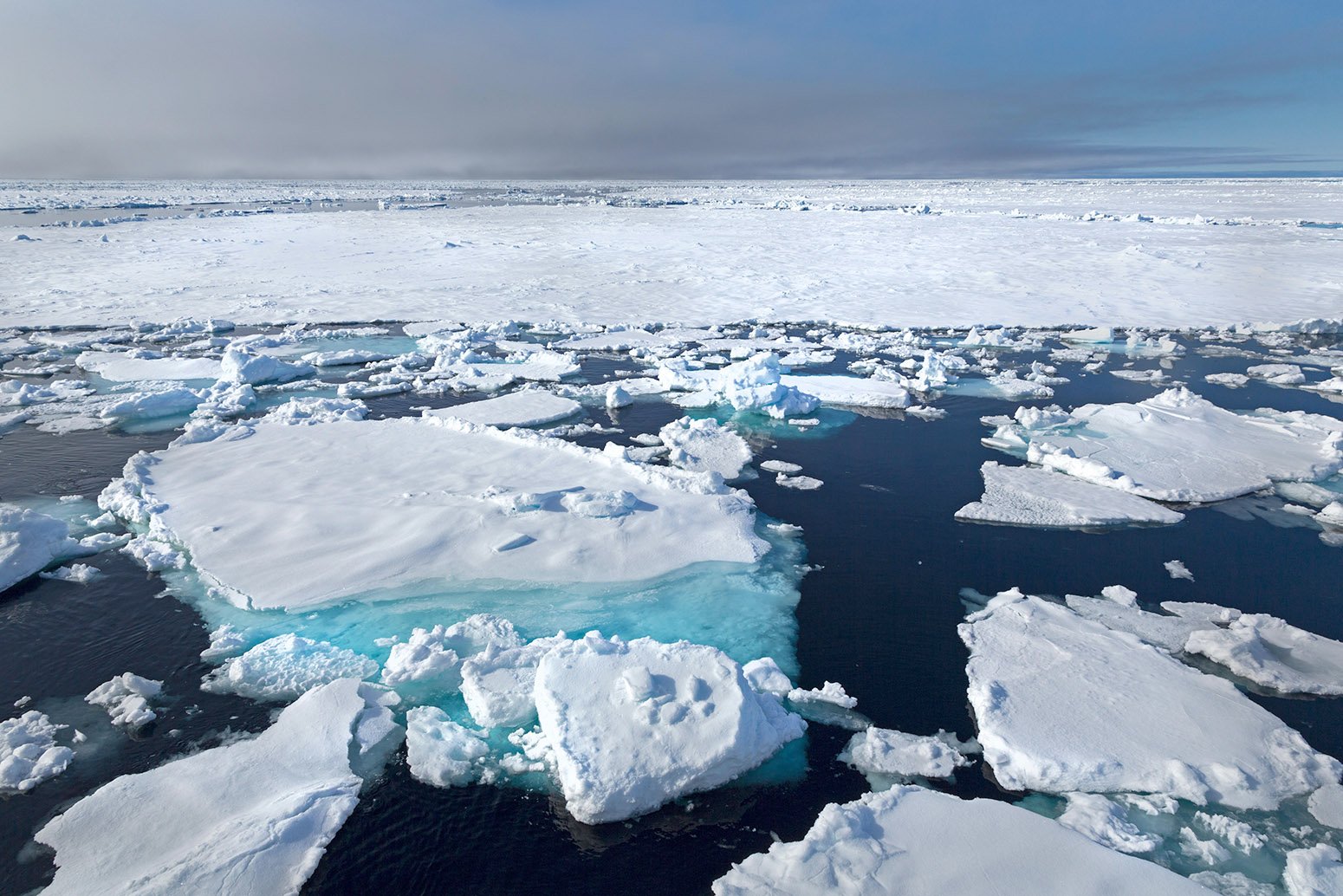 Ледовитый океан температура воздуха. Северный полюс Северный Ледовитый океан. Polar Ice caps. Северный полюс Арктика. Арктические моря.