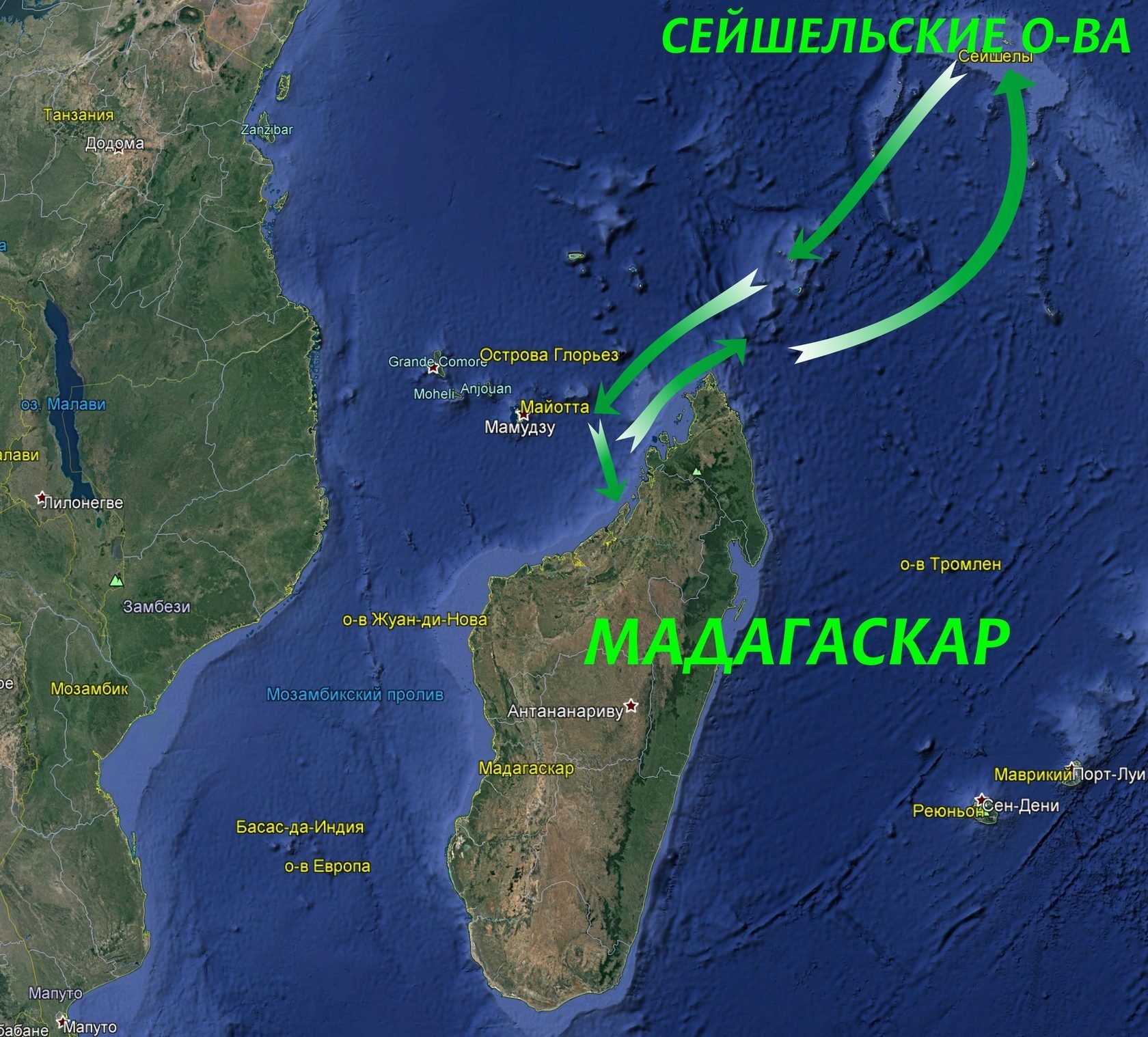 Пролив между африкой и островом мадагаскар. Мадагаскар Мозамбикский пролив. Мозамбикский пролив на карте. Мозамбикекийий пролив. Острова в Мозамбикском проливе.
