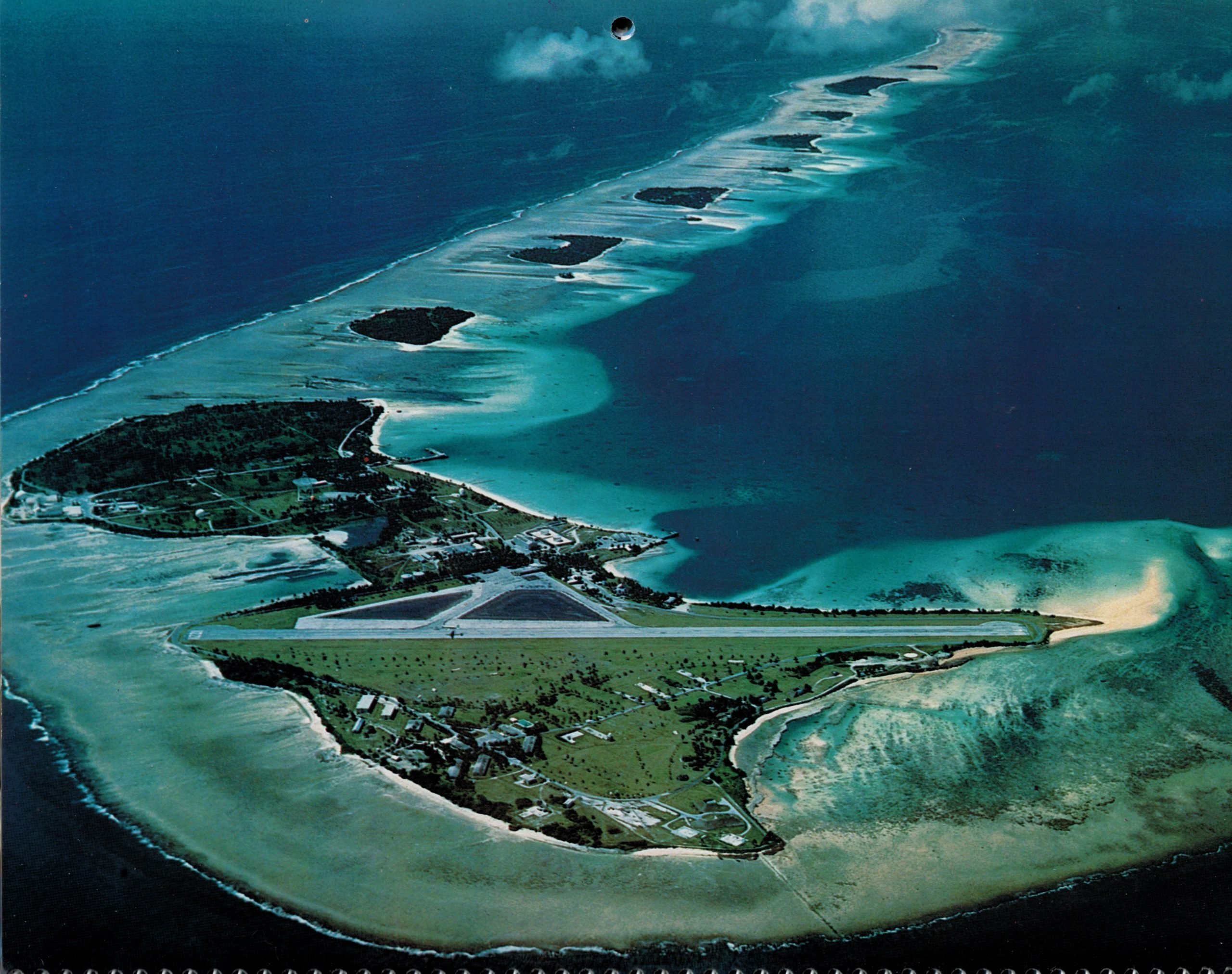 Столица архипелаги. Маршалловы острова Атолл Кваджалейн. Лагуна Кваджалейн Маршалловы острова. Атолл Муруроа. Маршалловы острова столица Маджуро.